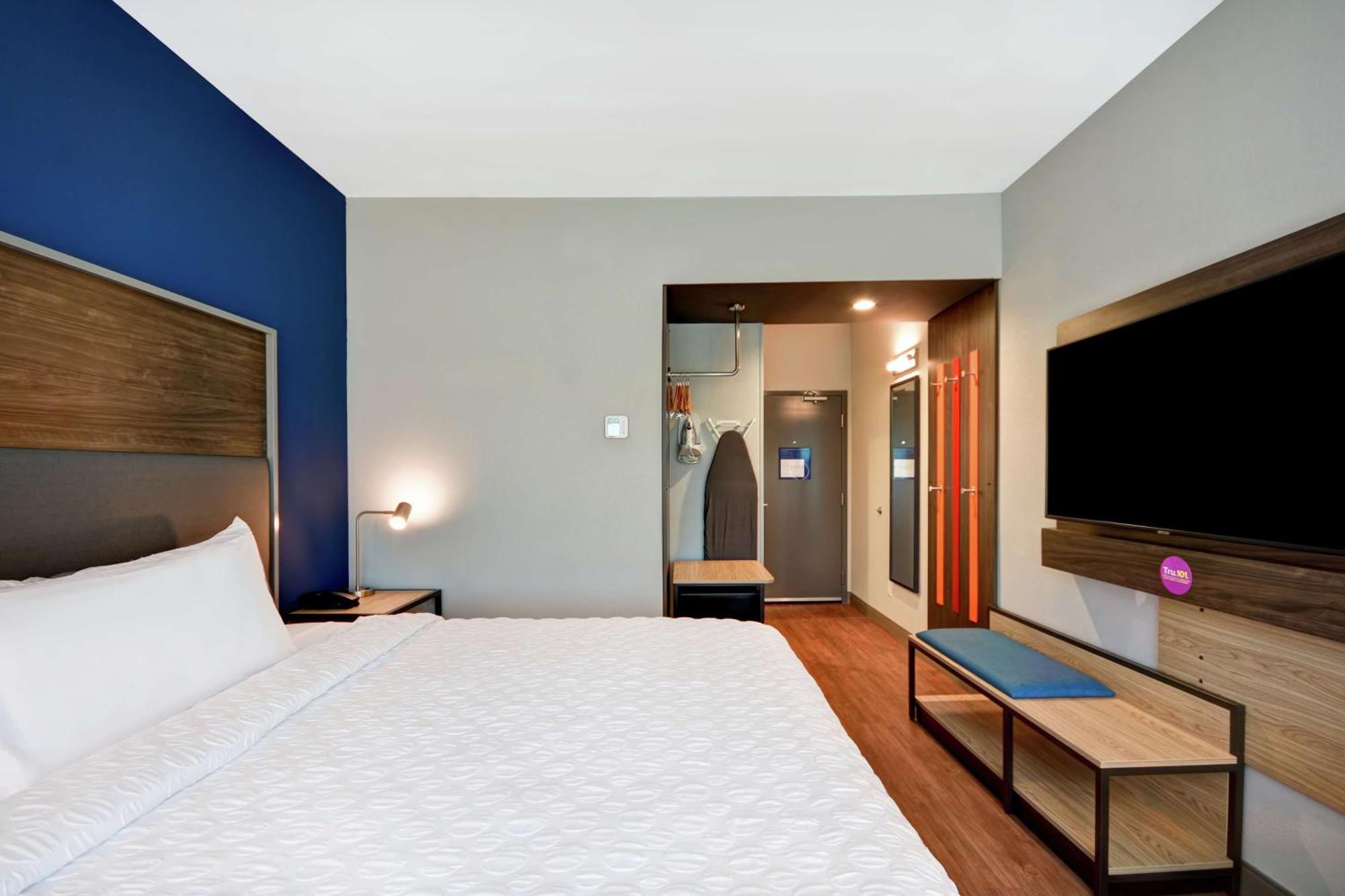 Tru By Hilton Denver, Pa Екстер'єр фото