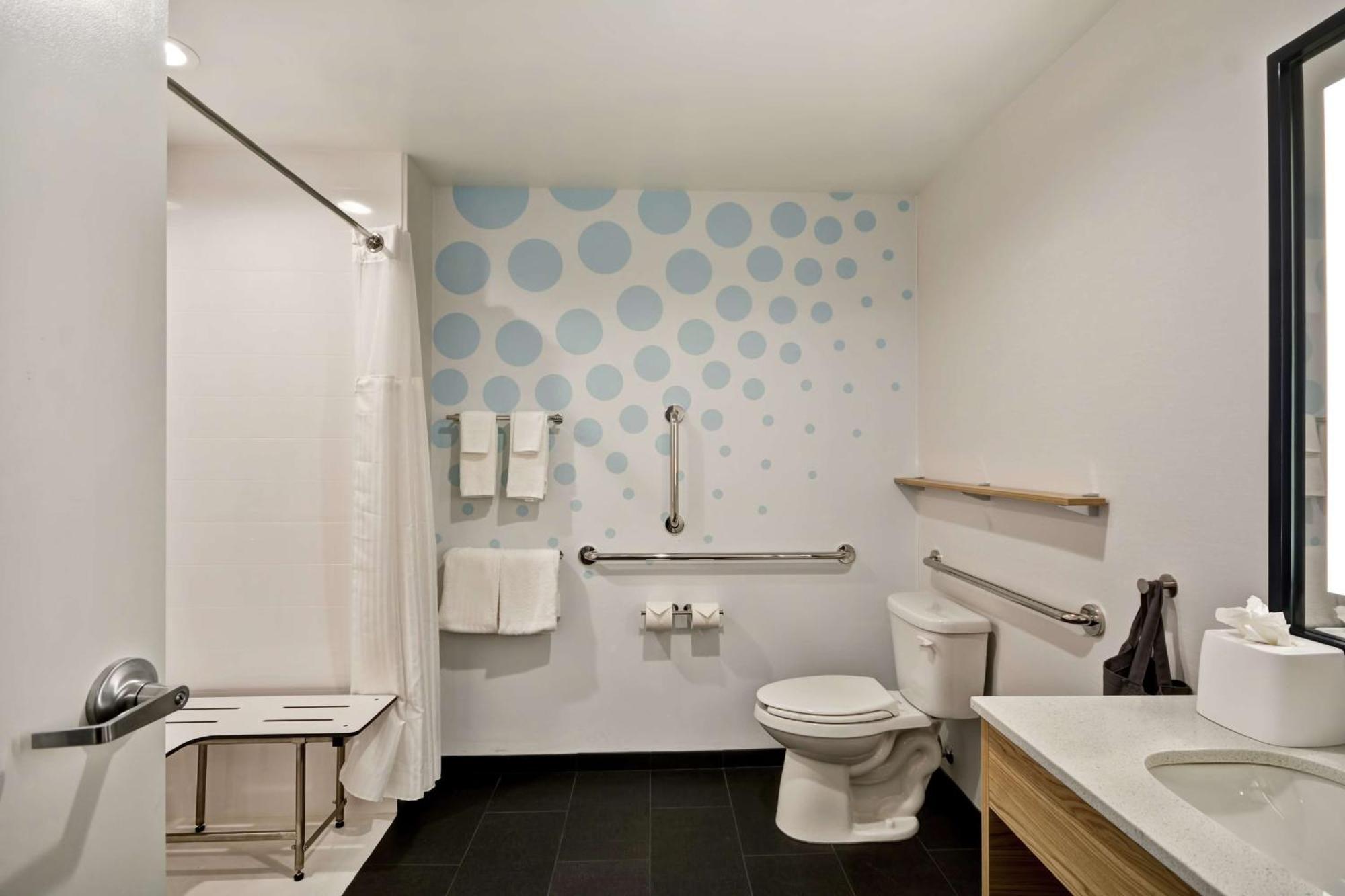 Tru By Hilton Denver, Pa Екстер'єр фото